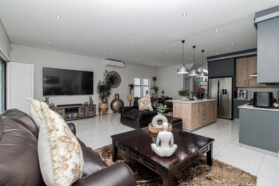 4 Bedroom Property for Sale in Sandown Western Cape